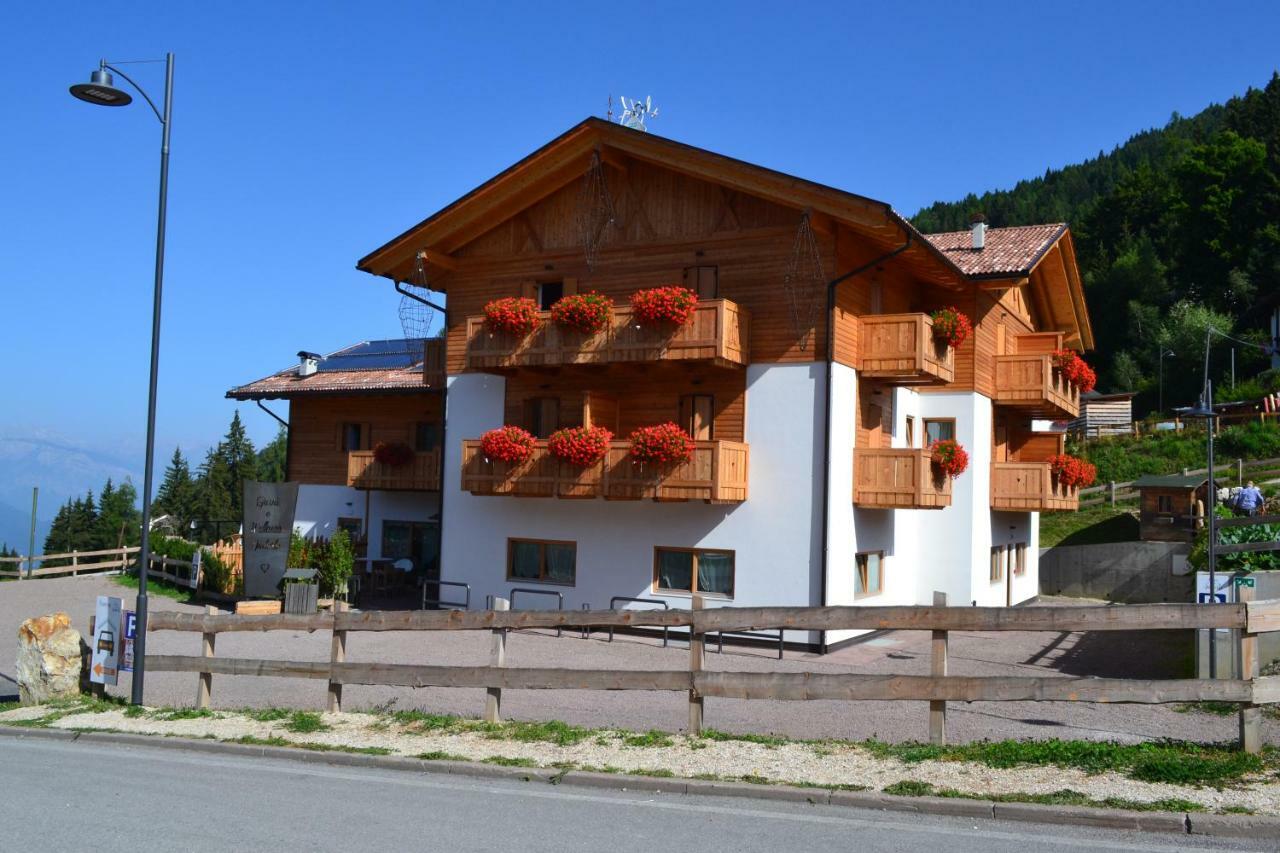 Garni & Wellness Anderle Hotel Vignola  Exterior foto