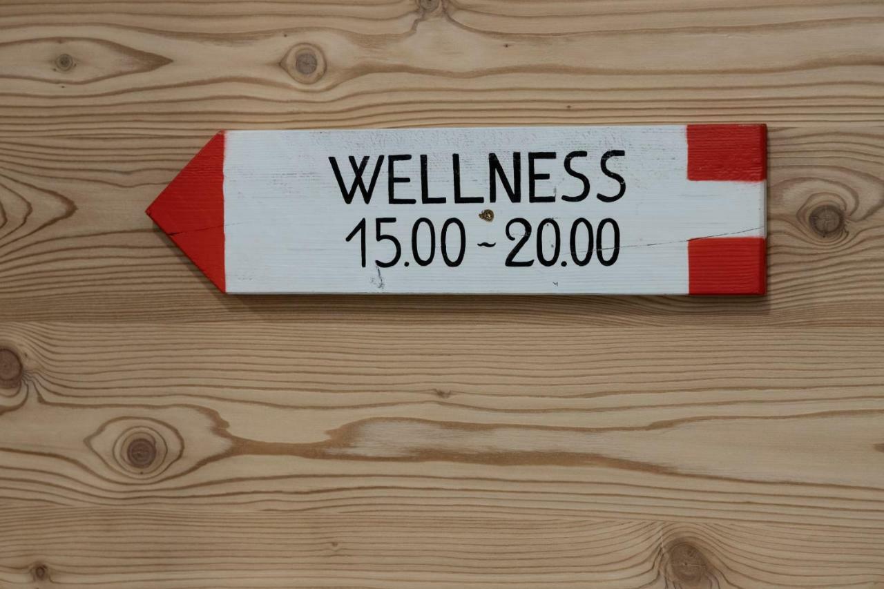 Garni & Wellness Anderle Hotel Vignola  Exterior foto